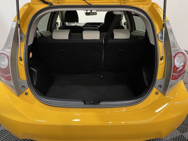 2012 Toyota Aqua Enterprise New Lynn image 293991