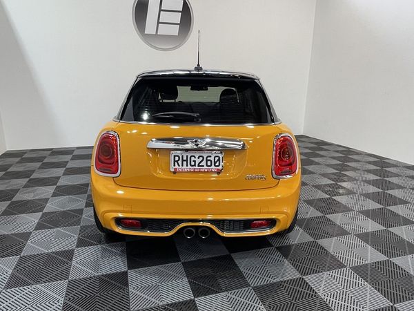 2015 BMW Mini Enterprise New Lynn image 294384