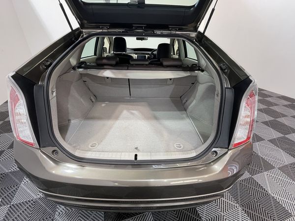 2013 Toyota Prius Enterprise New Lynn image 295033