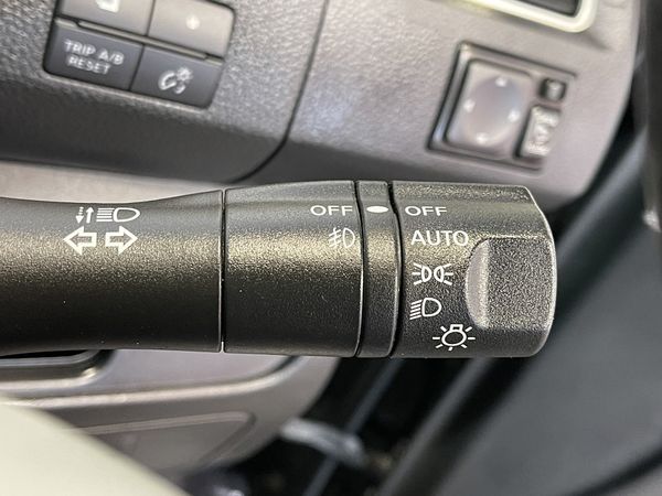 2013 Nissan Serena Enterprise New Lynn image 301824