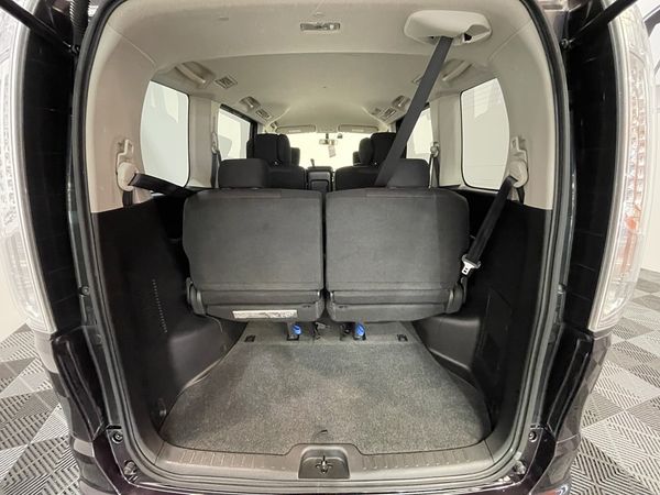 2013 Nissan Serena Enterprise New Lynn image 301828
