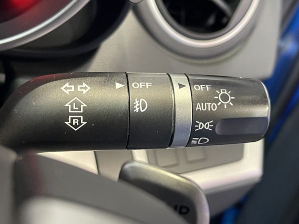 2010 Mazda Axela Enterprise New Lynn image 309734