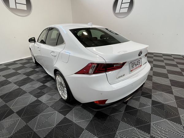 2013 Lexus IS 300H Enterprise New Lynn image 308136