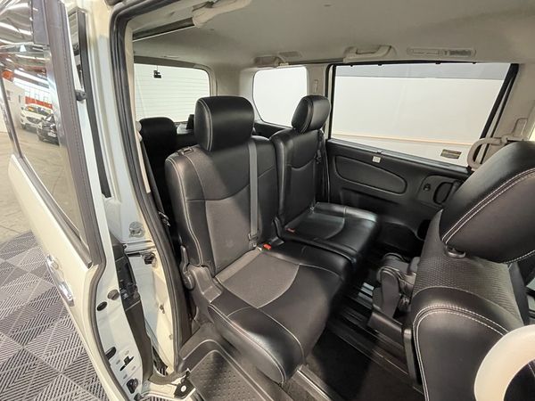 2015 Nissan Serena Enterprise New Lynn image 319908