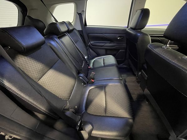 2014 Mitsubishi Outlander Enterprise New Lynn image 319925