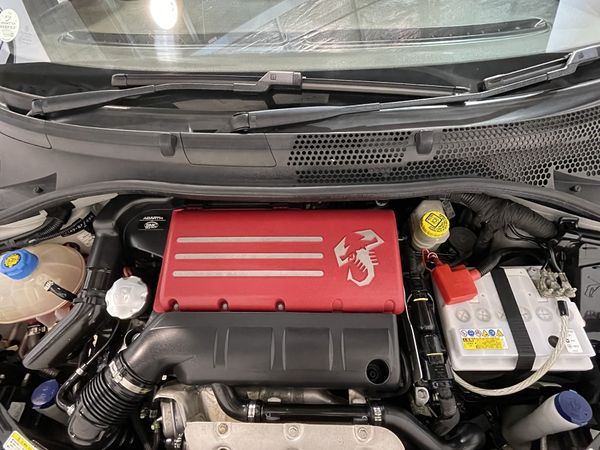 2014 Abarth 595c Enterprise New Lynn image 315510