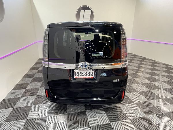 2015 Toyota Voxy Enterprise New Lynn image 318299