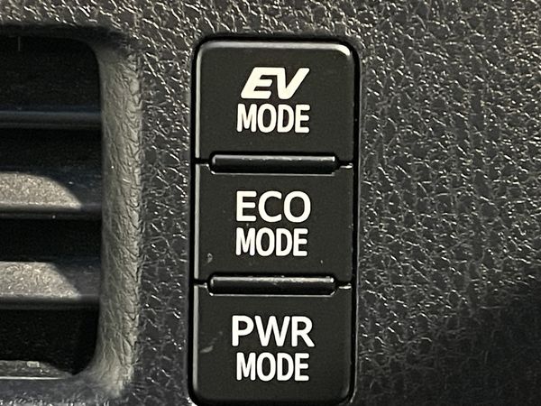 2015 Toyota Voxy Enterprise New Lynn image 318309