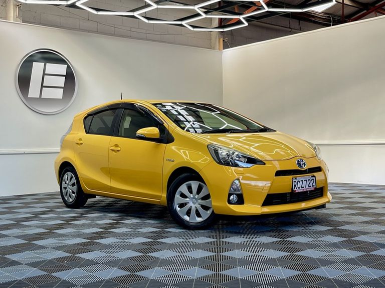 Toyota Aqua 2013 Test Drive Form