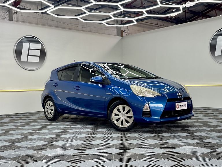 Toyota Aqua 2013 Test Drive Form