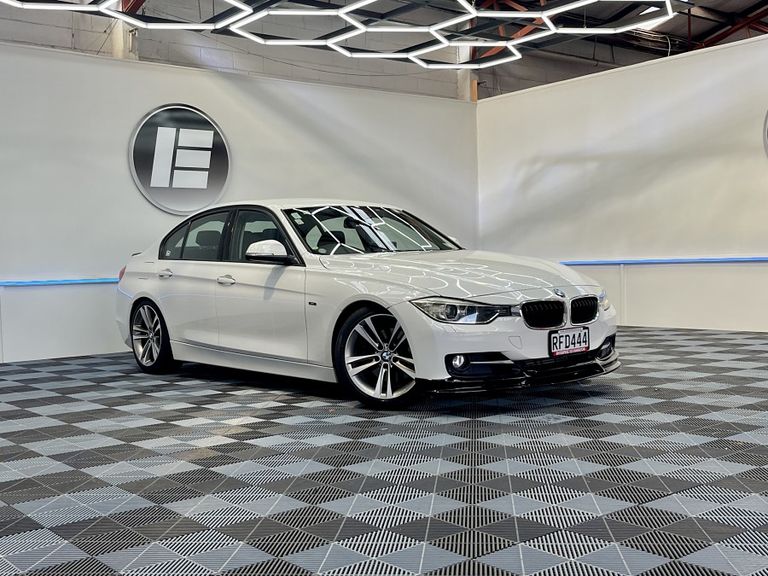 BMW 328i 2012 Test Drive Form