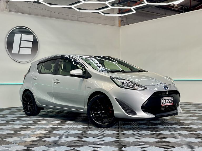 Toyota Aqua 2017 Test Drive Form