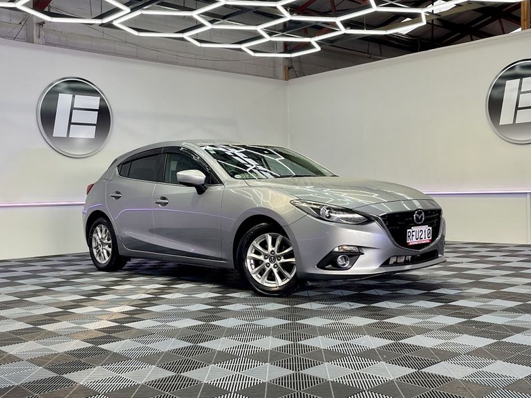 Mazda Axela 2014 Test Drive Form