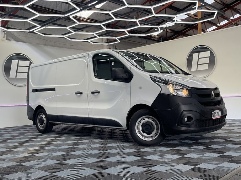 Mitsubishi Express 2021 Test Drive Form