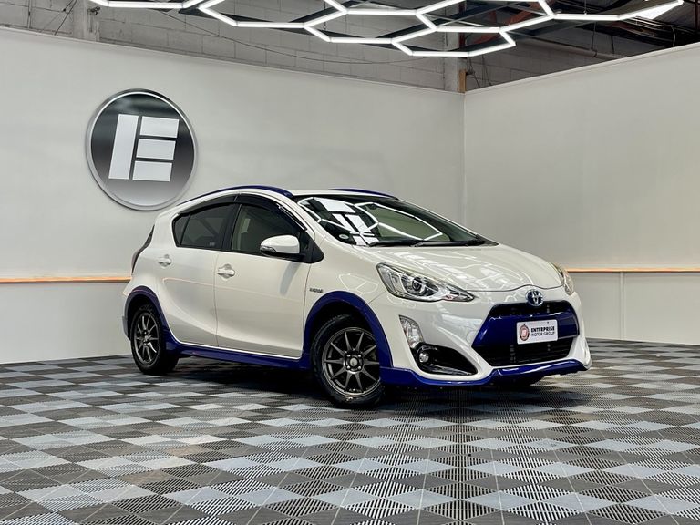 Toyota Aqua 2014 Test Drive Form
