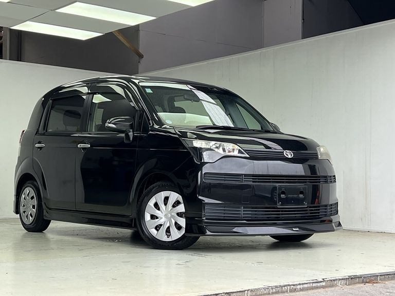 Toyota Spade 2014 Test Drive Form