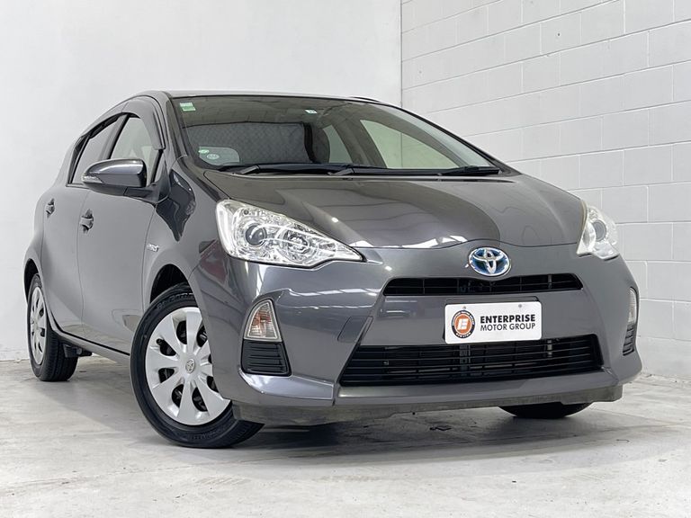 Toyota Aqua 2013 Test Drive Form