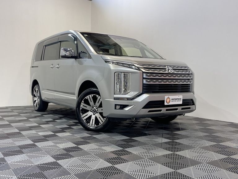 Mitsubishi Delica 2019 Test Drive Form