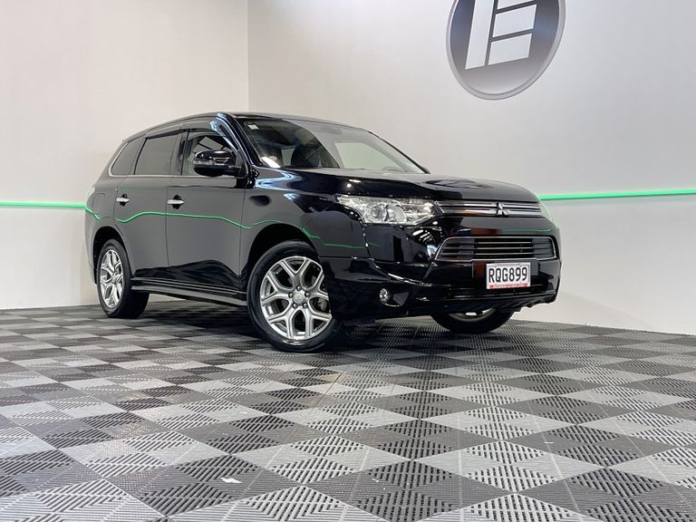 Mitsubishi Outlander 2013 Test Drive Form