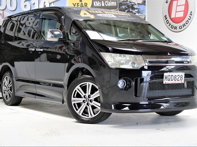 Mitsubishi delica 2010