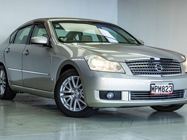 Nissan fuga 2007