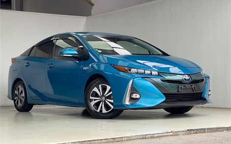 2017 Toyota Prius PHEV Test Drive Form