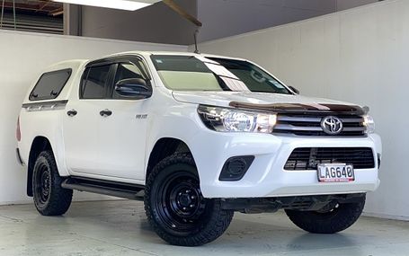 2017 Toyota Hilux SR TD DC 2.8D/6AT/UT Test Drive Form