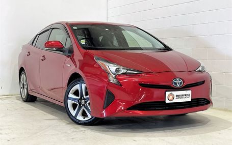 2016 Toyota Prius S TOURING LEATHER Test Drive Form