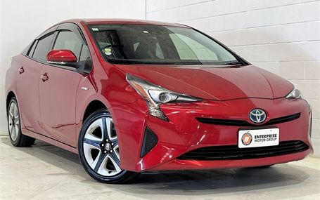 2016 Toyota Prius S TOURING LEATHER Test Drive Form