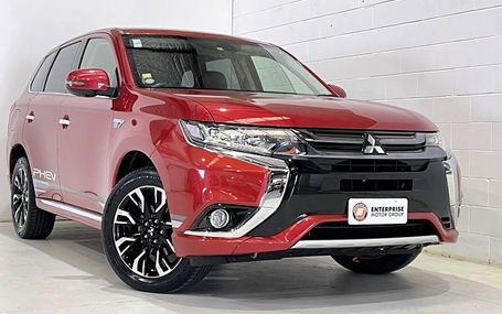 2015 Mitsubishi Outlander PHEV Test Drive Form