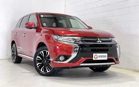 2015 Mitsubishi Outlander PHEV Test Drive Form