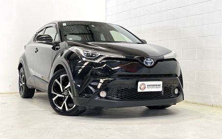 2017 Toyota C-HR G HYBRID 8 AIRBAGS Test Drive Form