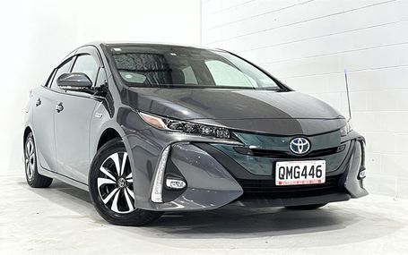 2017 Toyota Prius A HYBRID PREMIUM EDITION Test Drive Form