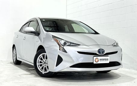 2018 Toyota Prius S HYBRID FUEL SAVER Test Drive Form