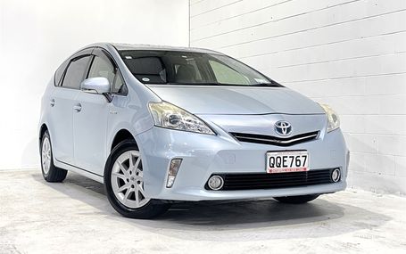 2013 Toyota Prius ALPHA S 7 SEATER Test Drive Form