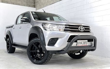 2017 Toyota Hilux SR TD DC 2.8D/6AT/UT Test Drive Form