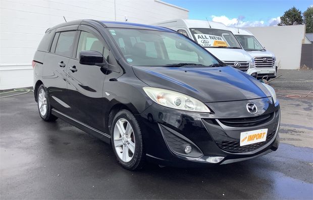 2013 Mazda Premacy 