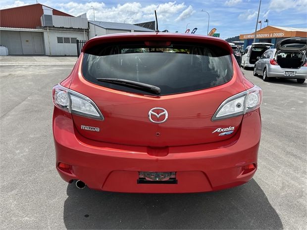 2012 Mazda Axela 