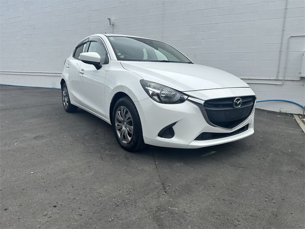 2018 Mazda Demio 