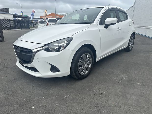 2018 Mazda Demio 