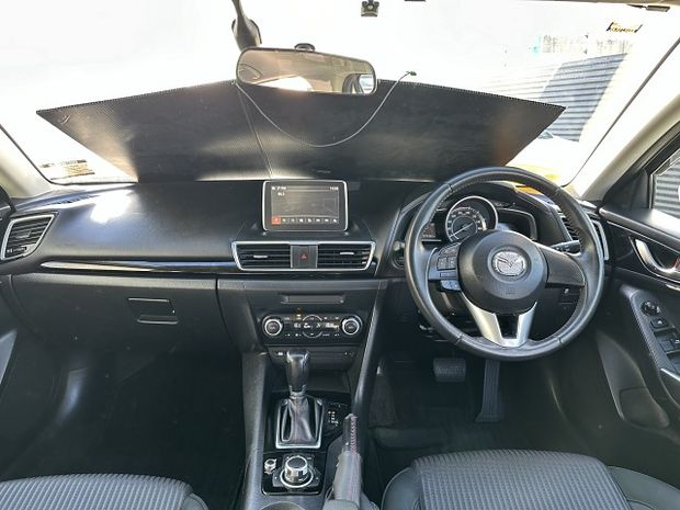 2014 Mazda Axela 