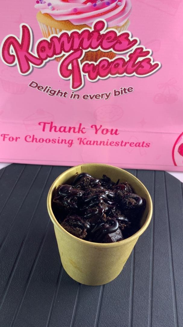 Chocolate Drip Brownie Bite