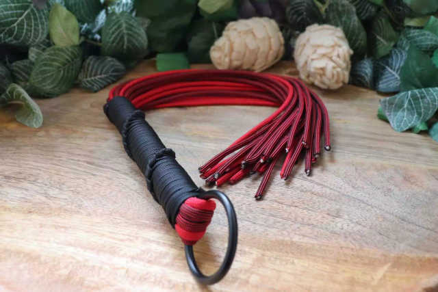 Flogger Black & Red