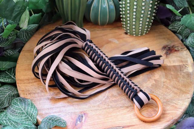 Flogger Sand and Rock