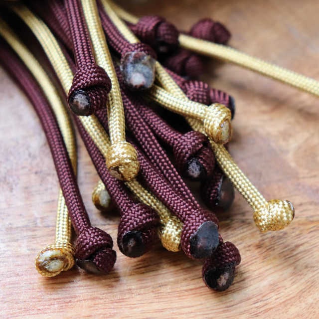 Little Golden Bitch - products.floggers.matter.