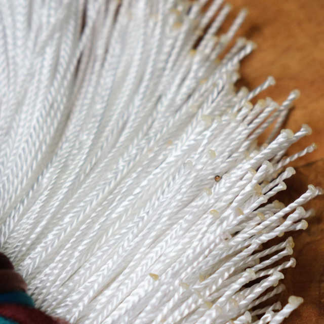 L'Obeissante - products.floggers.matter.
