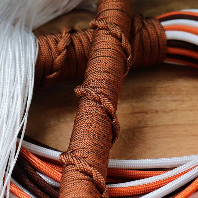 Foxy - products.floggers.handle.