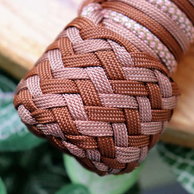 Marron Glacé - Select the Knob knot