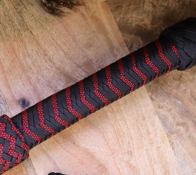 En Rouge & Noir - products.floggers.handle.