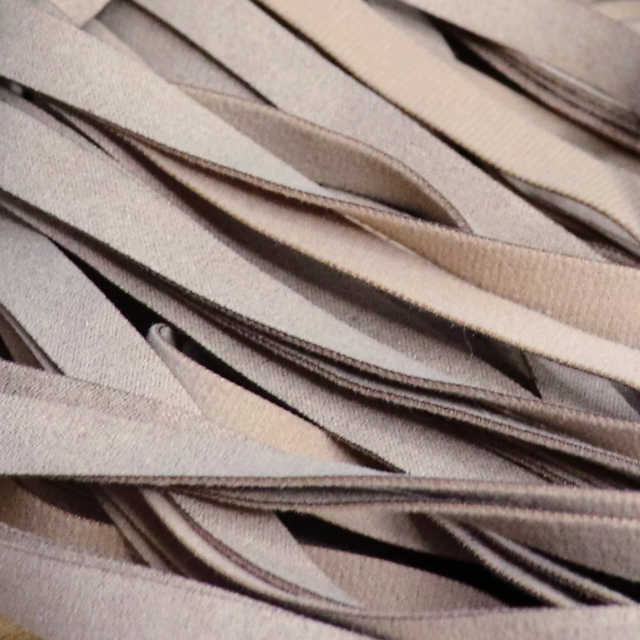 Embrass(e) me - products.floggers.matter.